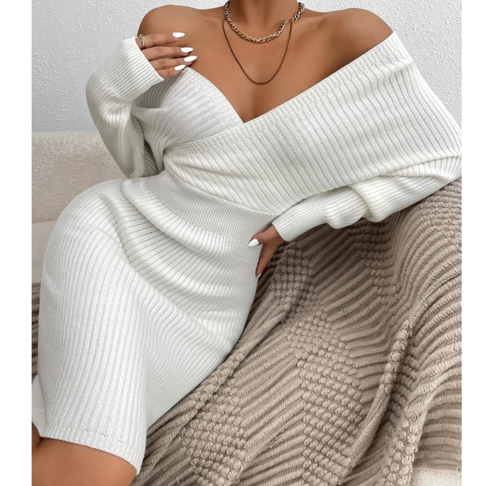 White Off Shoulder V-Neck Rib Knit Sweater Mini Short Dress Long Sleeve - Picture 4 of 9